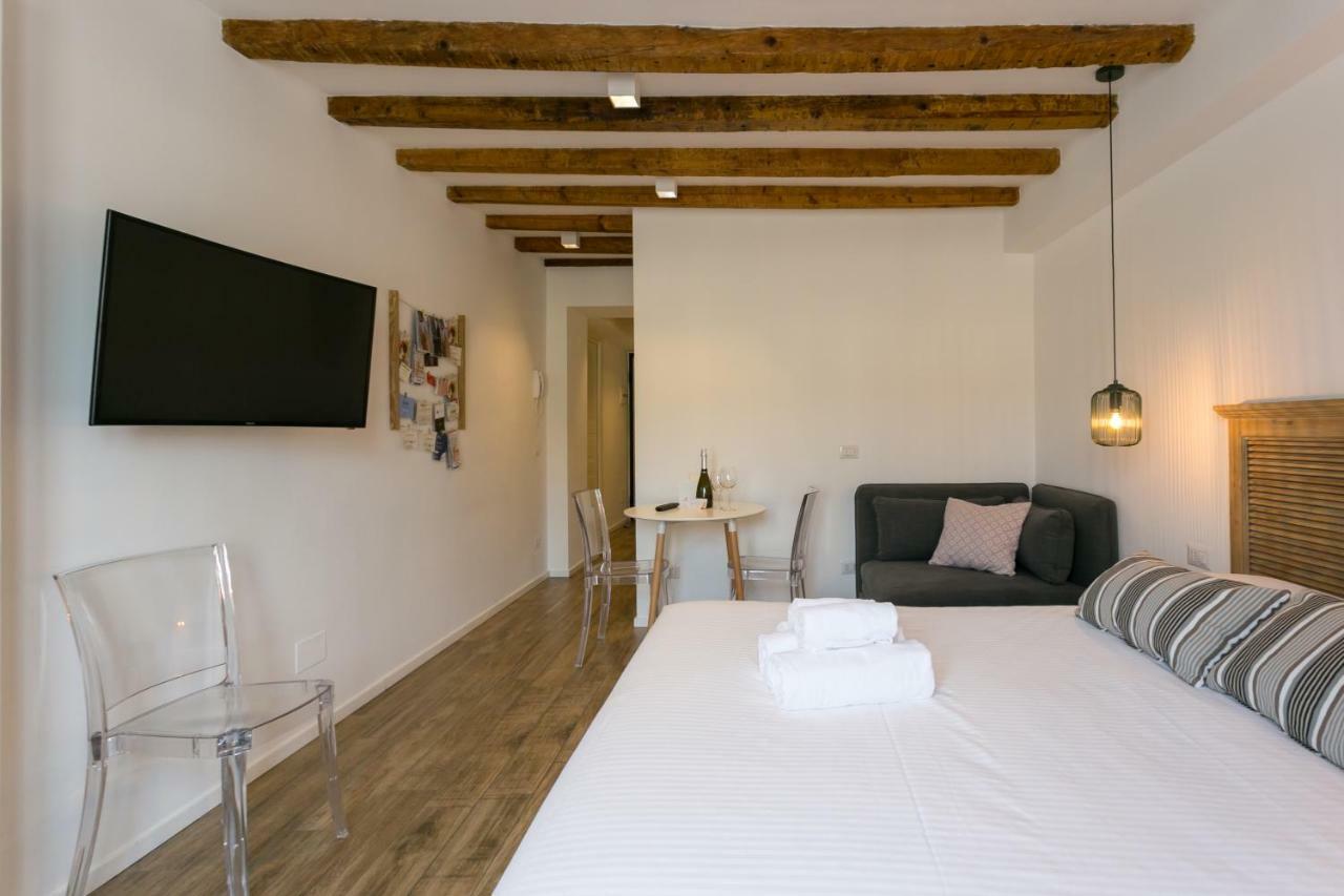 Milano Apartments Porta Genova Eksteriør billede